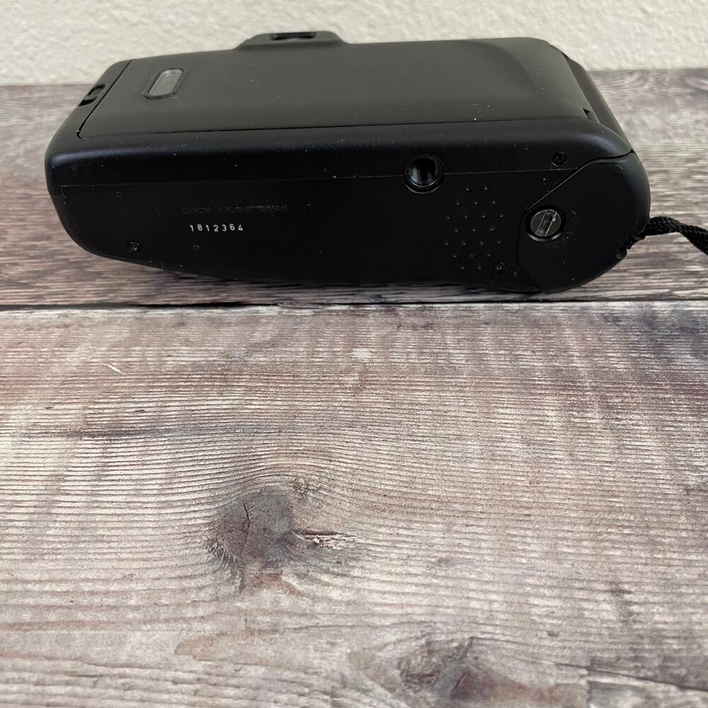 Canon Snappy AF 35MM Point and Shoot Camera Parts Repair Untested AS-IS - Picture 8 of 13